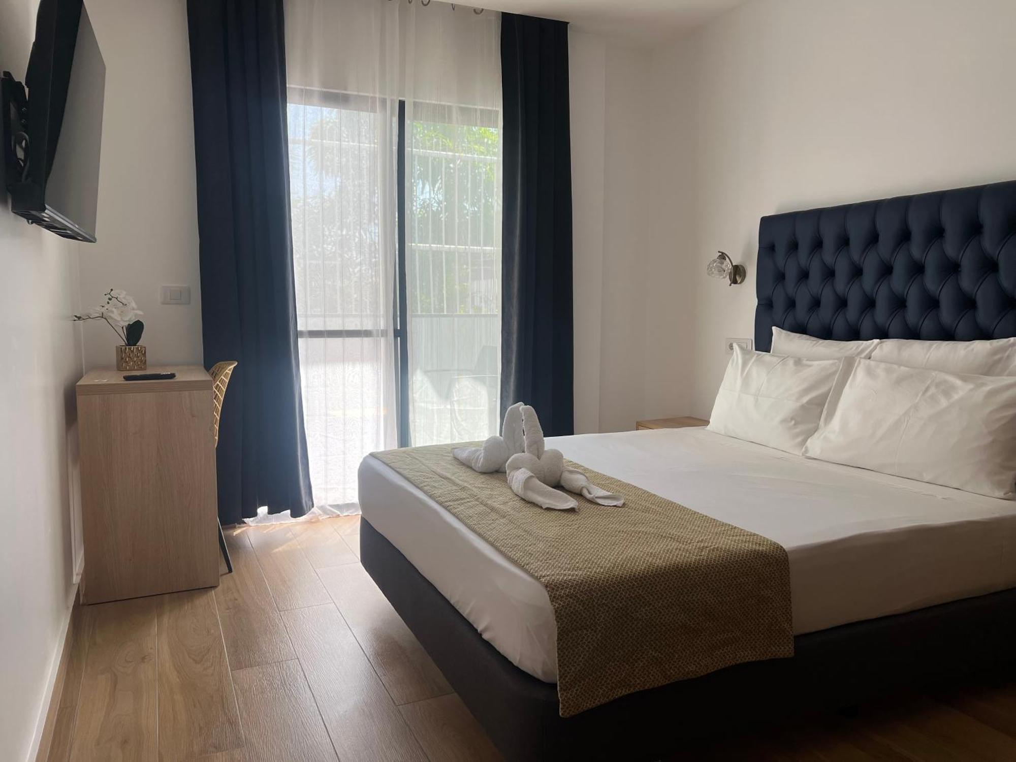 Hotel Blue Sky Тарафал Екстериор снимка