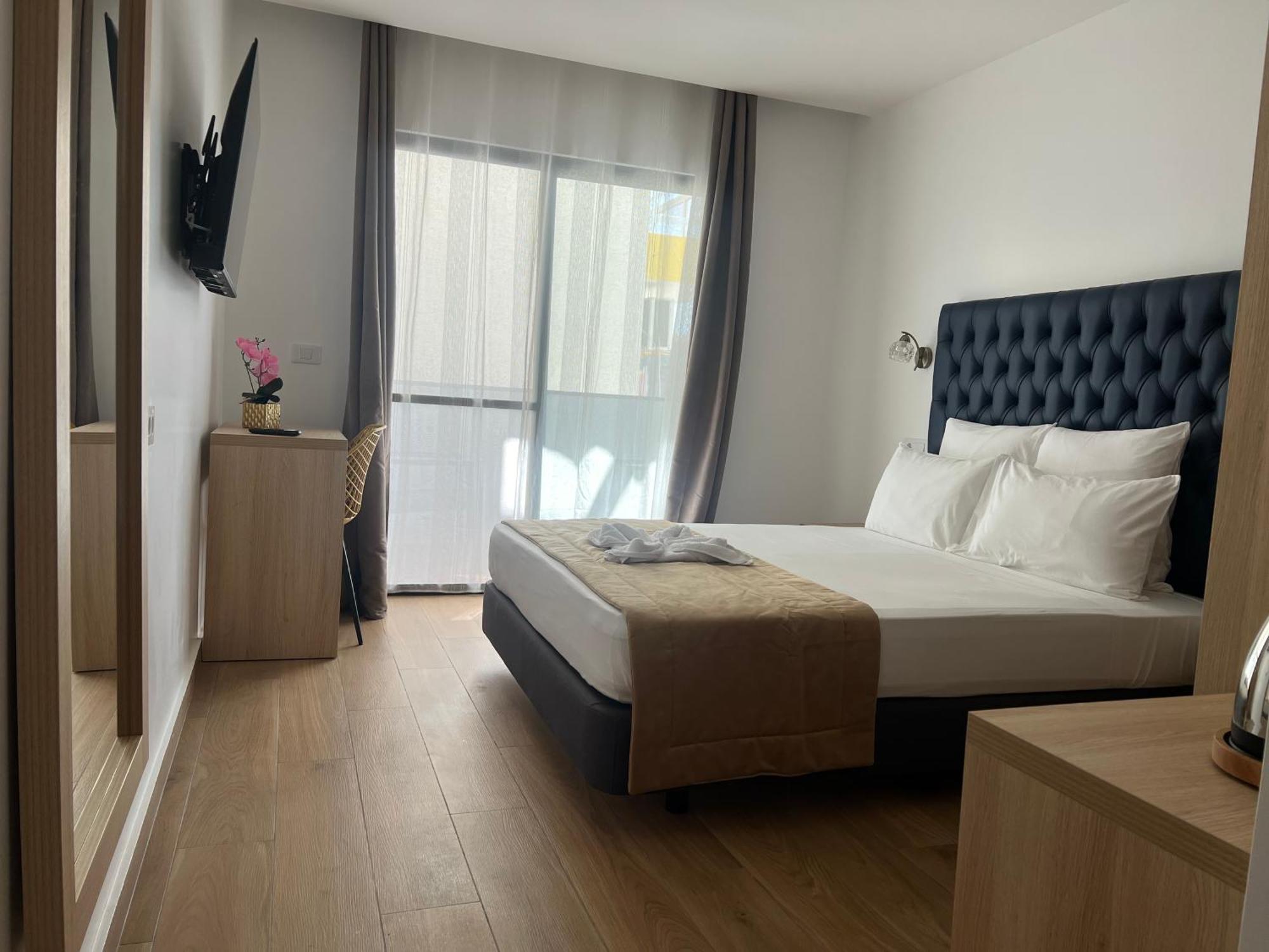 Hotel Blue Sky Тарафал Екстериор снимка