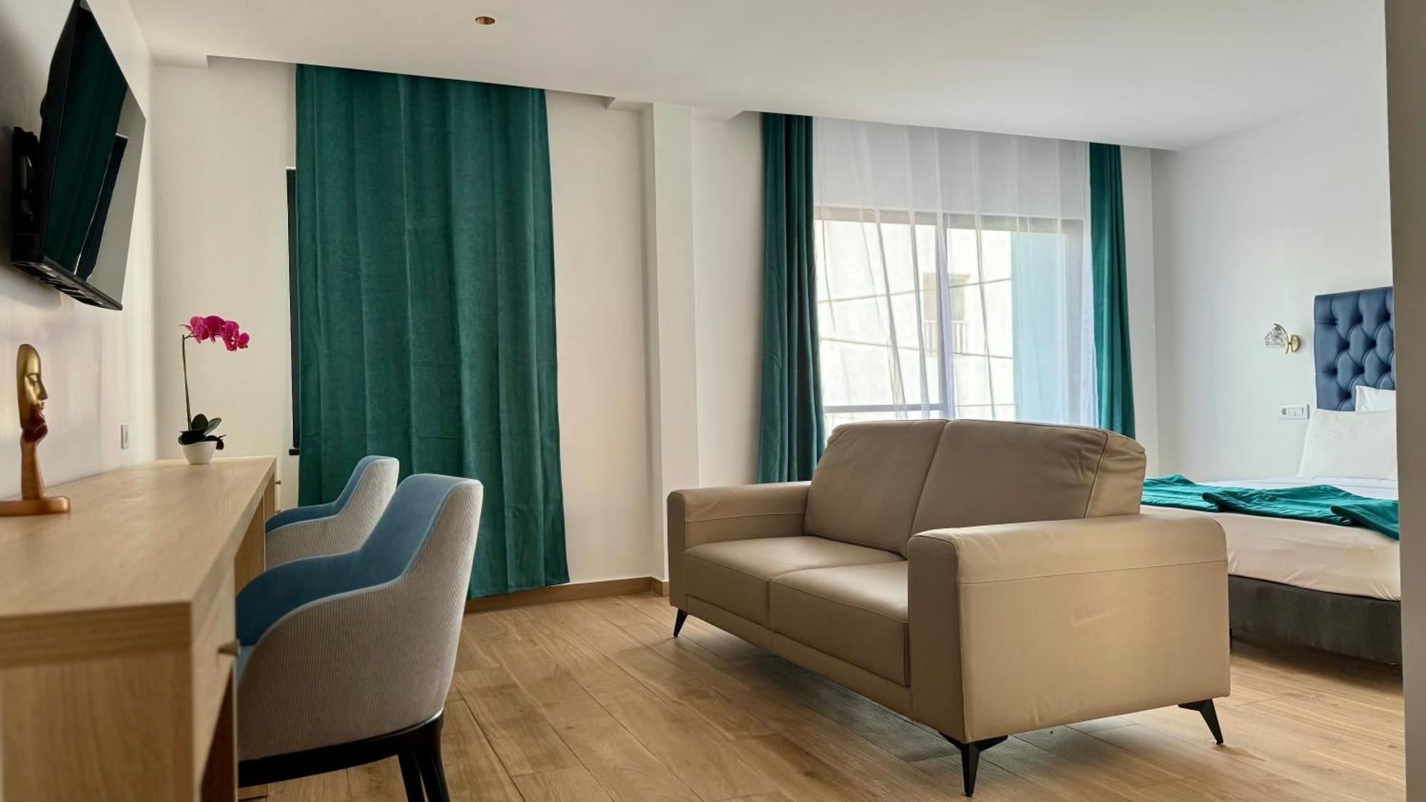Hotel Blue Sky Тарафал Екстериор снимка