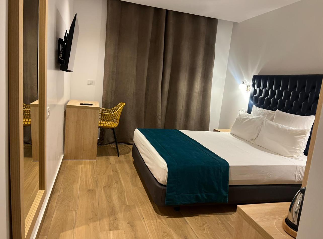 Hotel Blue Sky Тарафал Екстериор снимка
