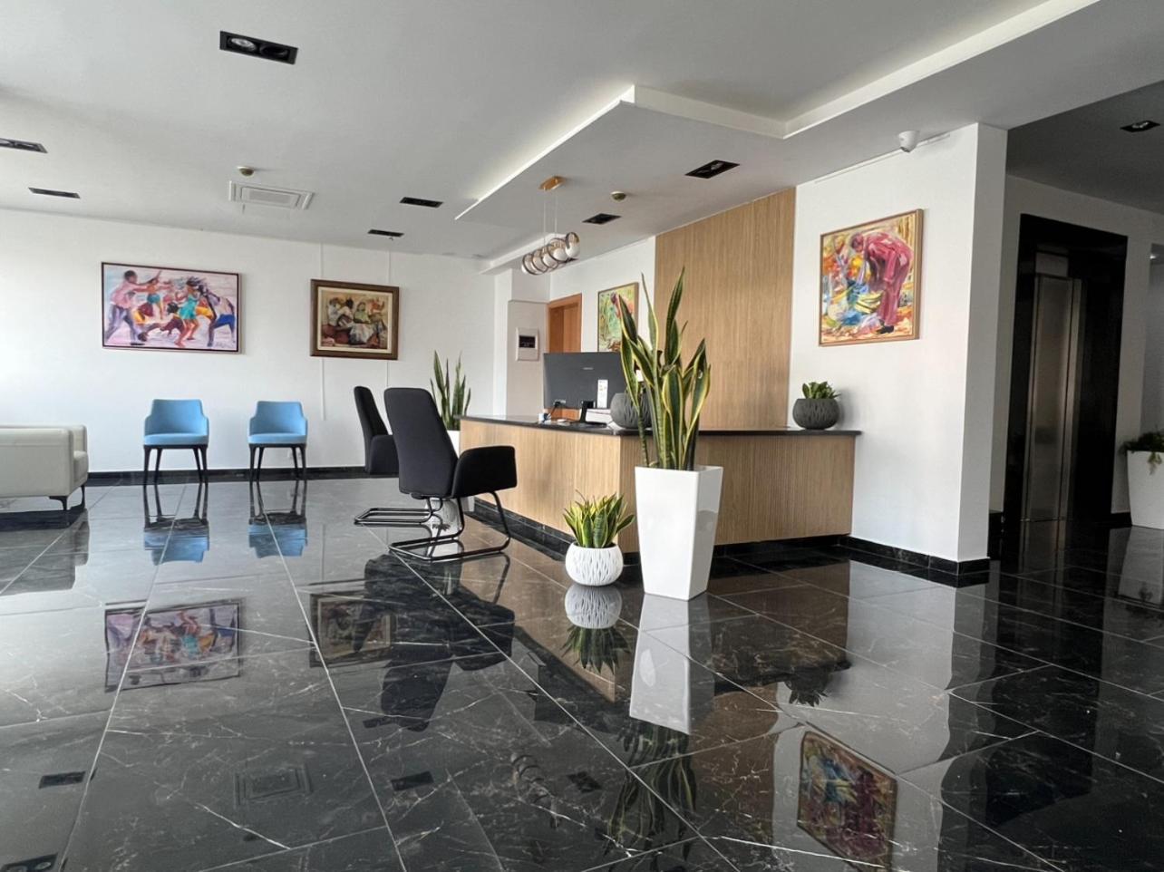Hotel Blue Sky Тарафал Екстериор снимка